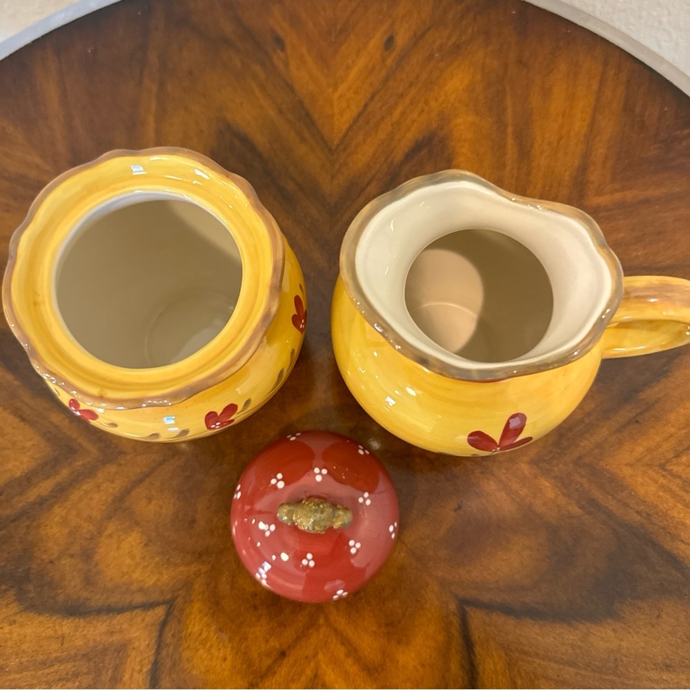 Vintage Bienvenue Yellow and Red Floral Ceramic sugar bowl and creamer s… - Picture 7 of 10